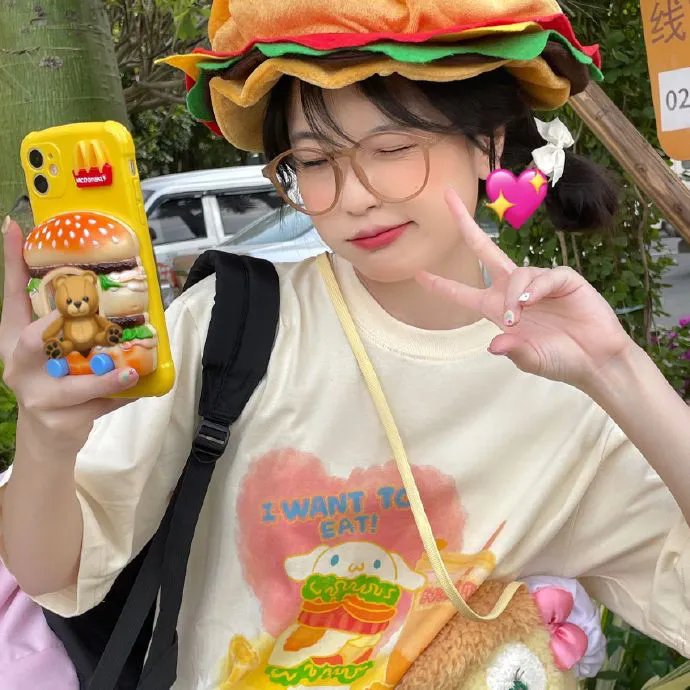 拽妹黛薇儿第一季 首屏海报